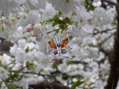 Amber Silver Necklace NE2113