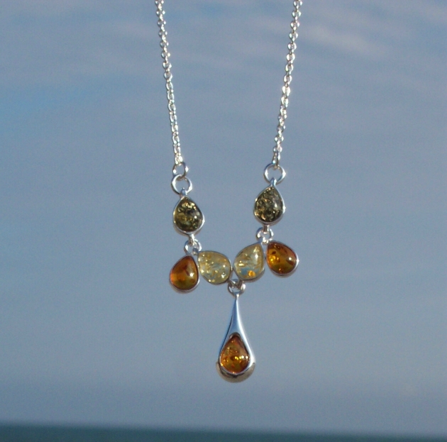 Amber Silver Necklace NE3051b