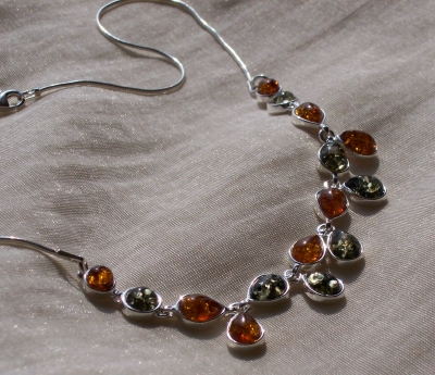 Amber Silver Necklace NE3078